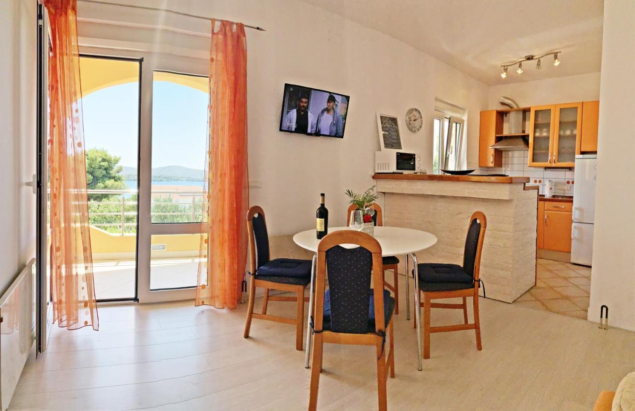 Apartments Villa Ra ซาบอริซ ภายนอก รูปภาพ