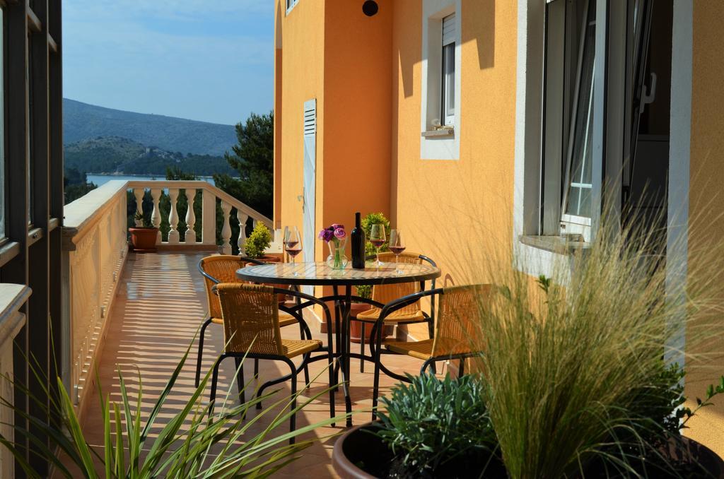Apartments Villa Ra ซาบอริซ ภายนอก รูปภาพ