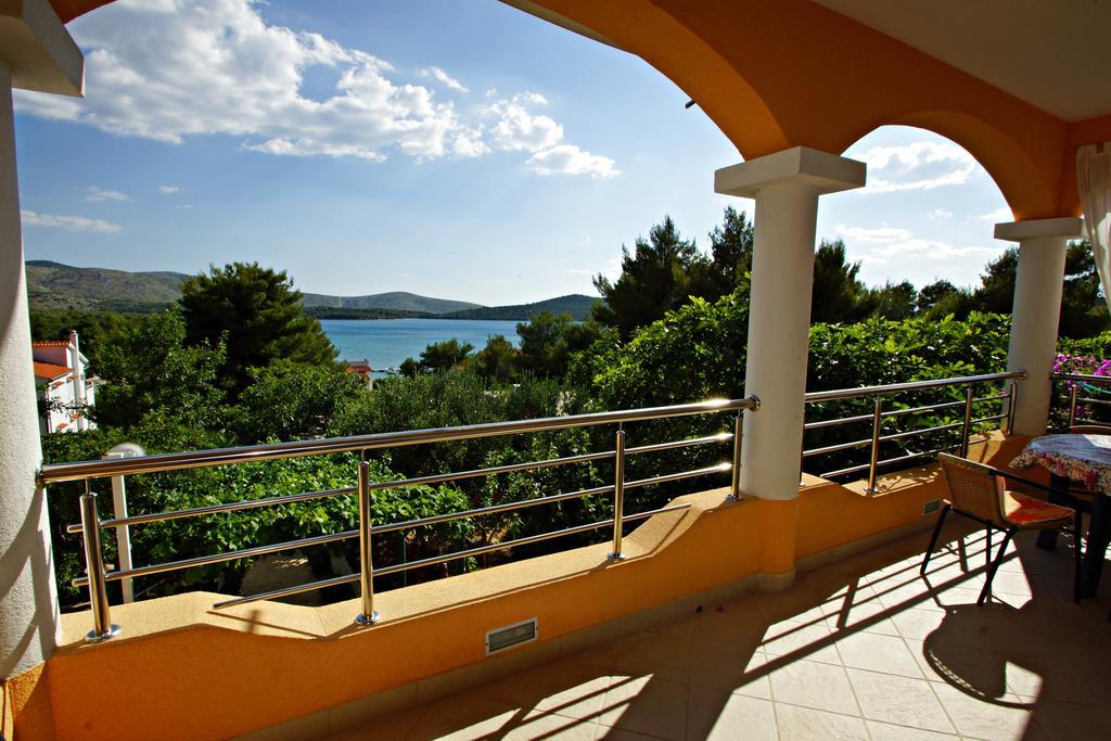 Apartments Villa Ra ซาบอริซ ภายนอก รูปภาพ
