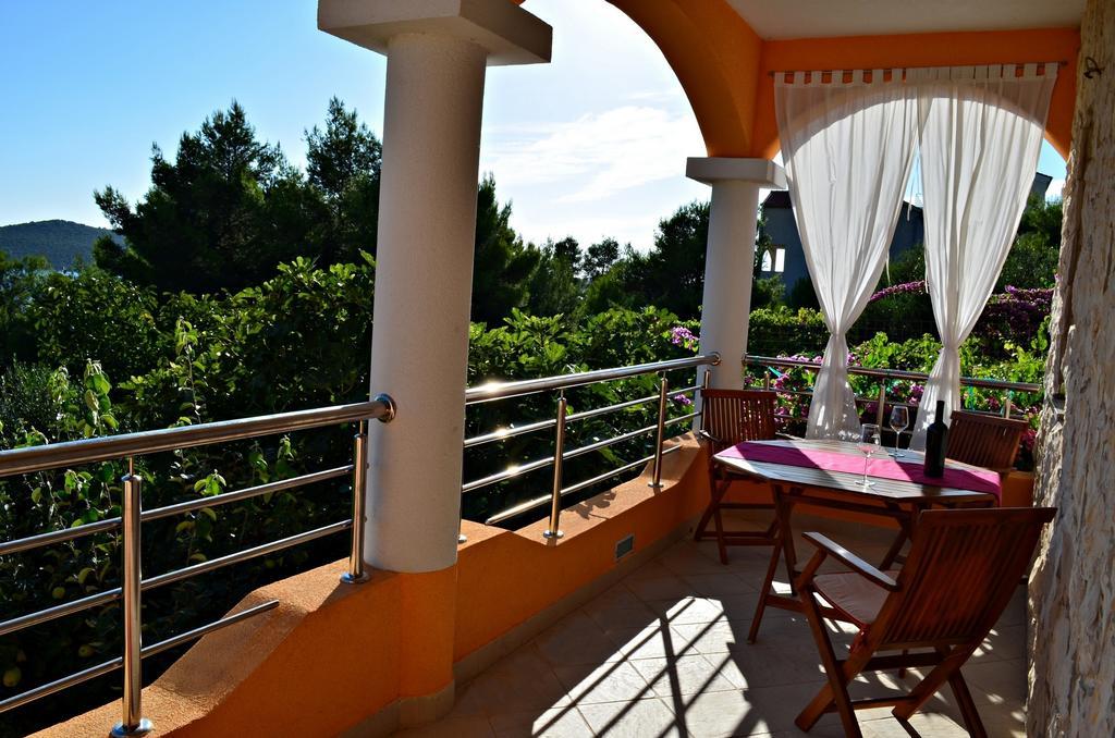 Apartments Villa Ra ซาบอริซ ภายนอก รูปภาพ