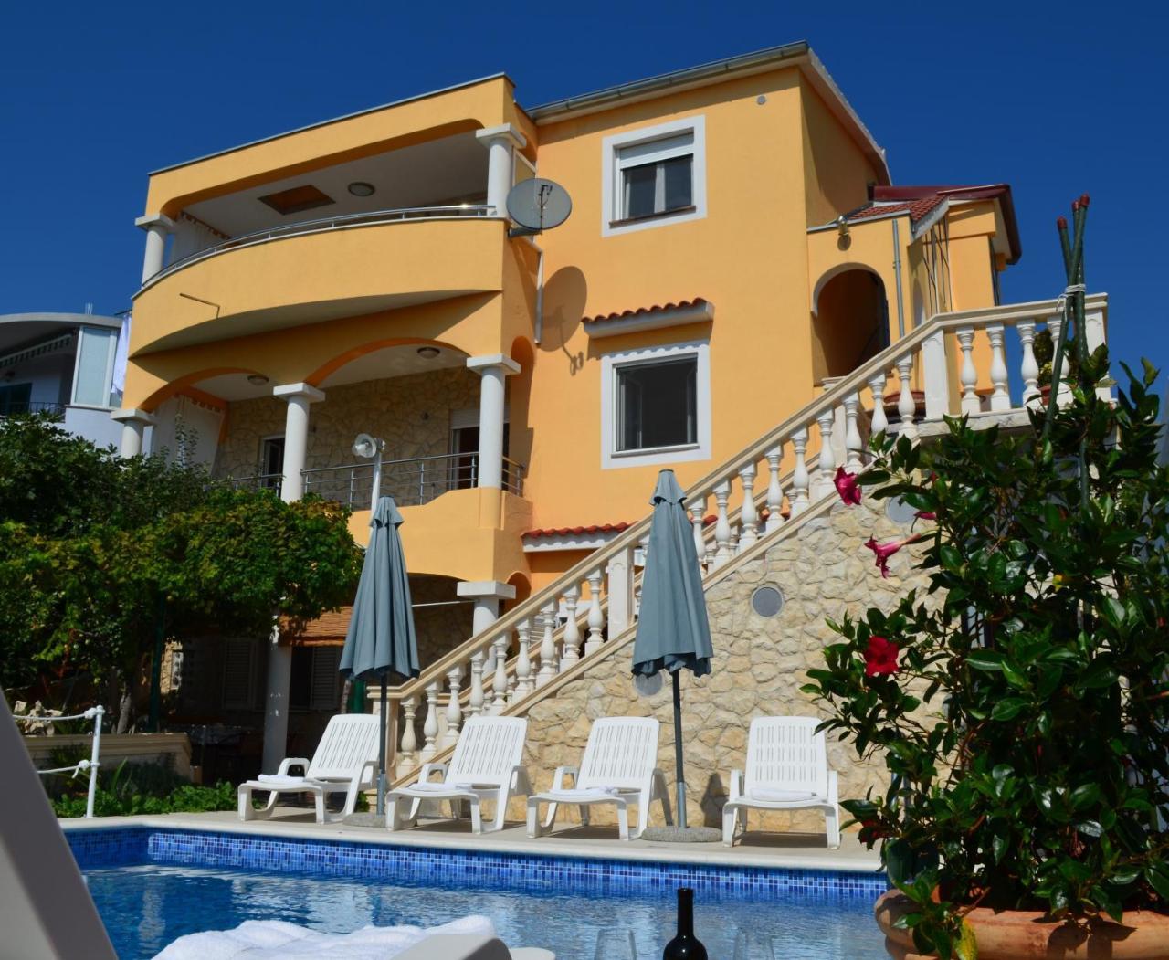Apartments Villa Ra ซาบอริซ ภายนอก รูปภาพ