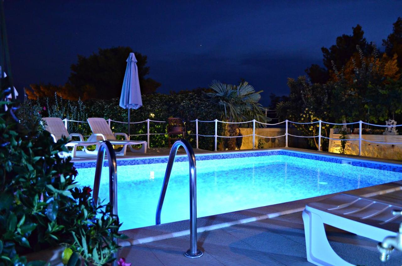 Apartments Villa Ra ซาบอริซ ภายนอก รูปภาพ